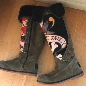 Comfy Paul Hardy Tall Cuff Suede Boots